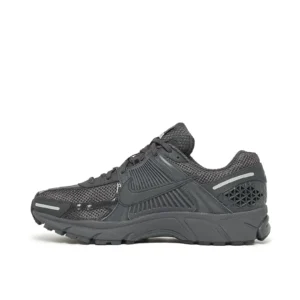 Nike Zoom Vomero 5 SP Gris