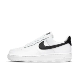 Nike Air Force 1 Essential